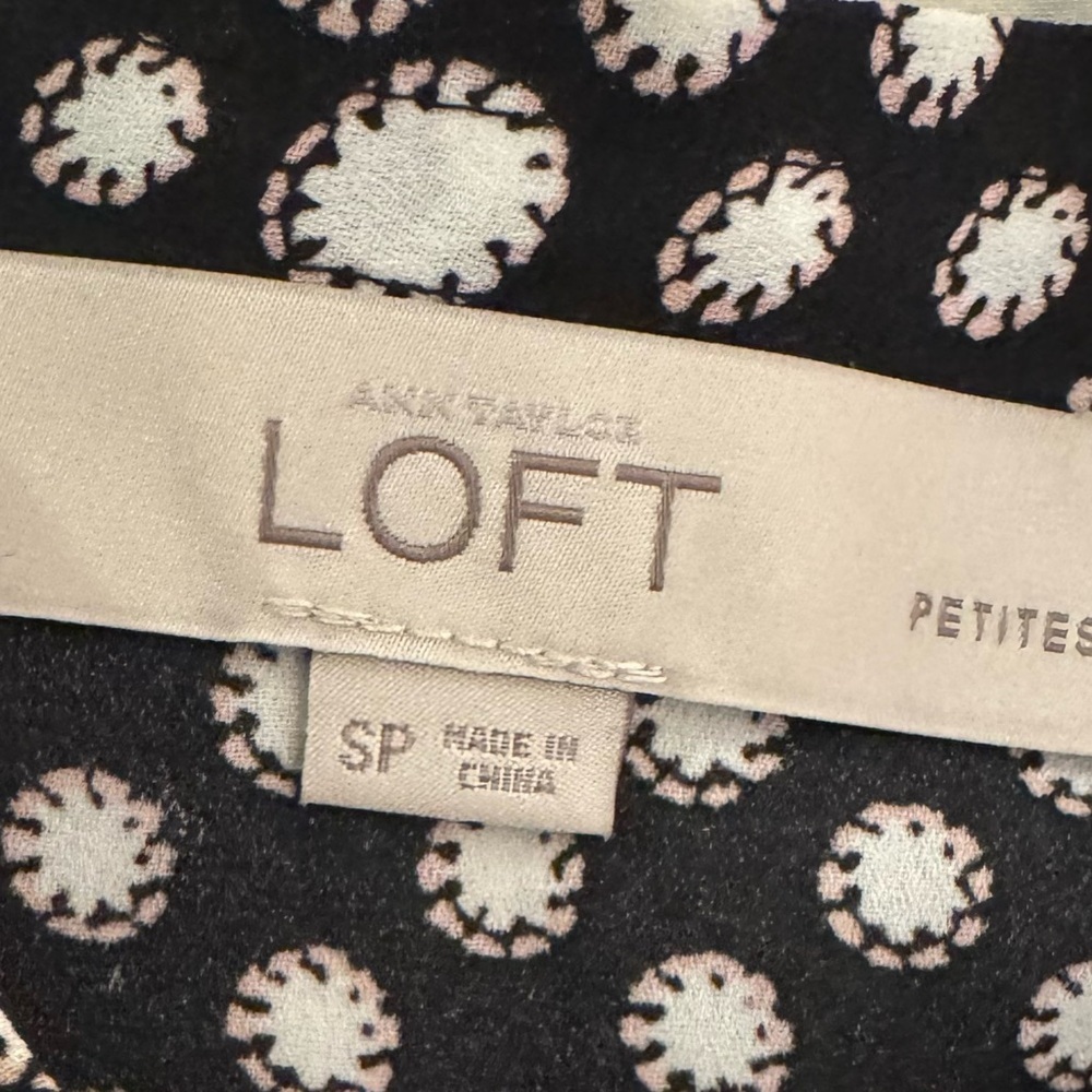 NWOT Loft Sleeveless Top (SP) - Picture 3 of 6